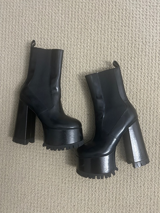 Jeffrey Campbell Shoes - Jeffrey Campbell Black Lug Platform Chelsea Boots